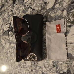 Ray-Ban Sunglasses RB 4186